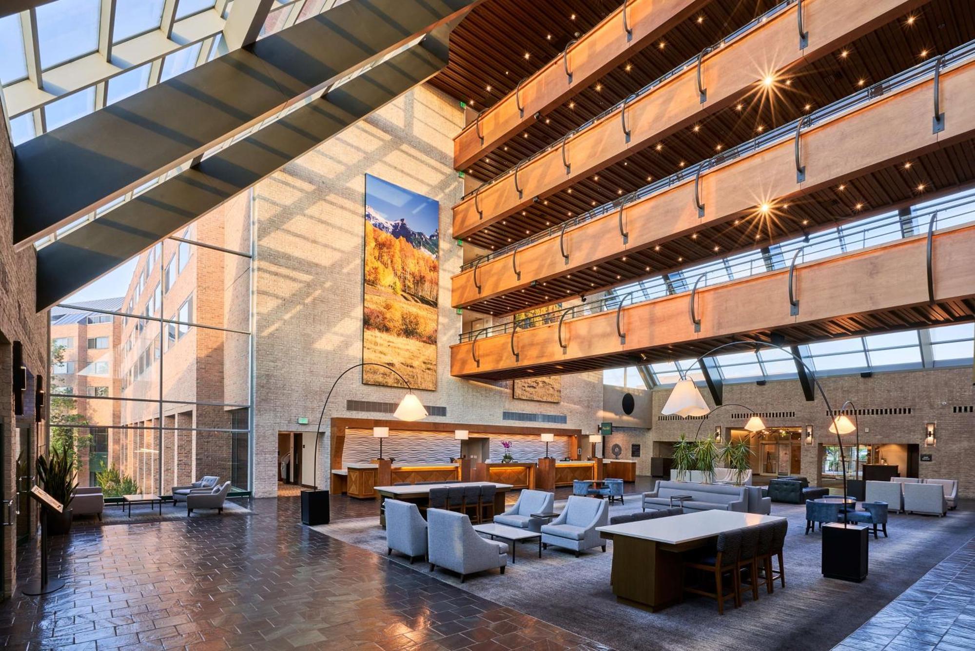 The Inverness Denver, A Hilton Golf & Spa Resort Englewood Exteriör bild